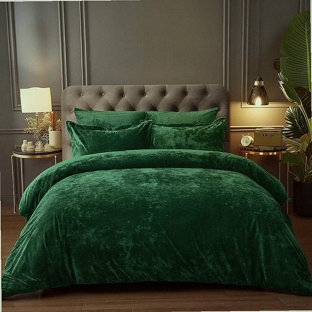 Emerald Green Velvet Comforter Set Queen, 5-Piece Luxury Bedding Set