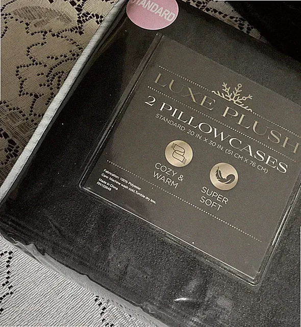 Luxe Plush Velour Like Standard Pillowcase Set - Set of 2 BLACK 31x21 Warm New