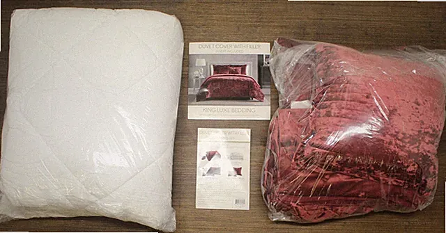 new Hallmart Collectibles Crushed Velvet 6-Piece King Duvet Cover with Filler