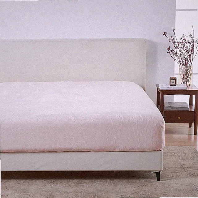Solid Plush Fitted Sheet - Velvet Luxe Collection